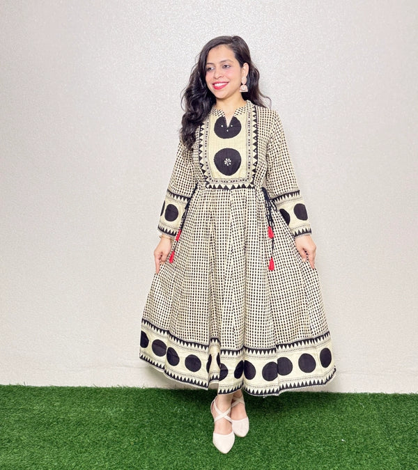 Kurti KR01 Black