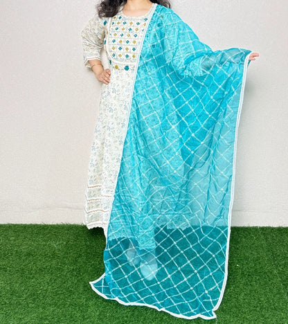 Kurti KR03 Off White