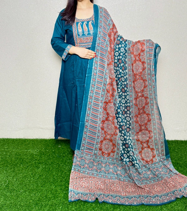 Kurti Set KS07  Rama Alternate View