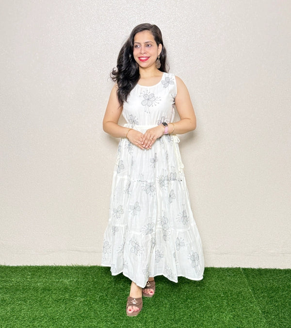 One piece OP15 Off White with Black flower